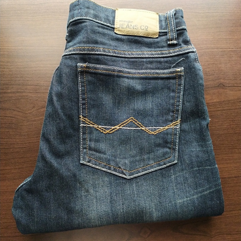 Men's Wrangler Straight Jeans